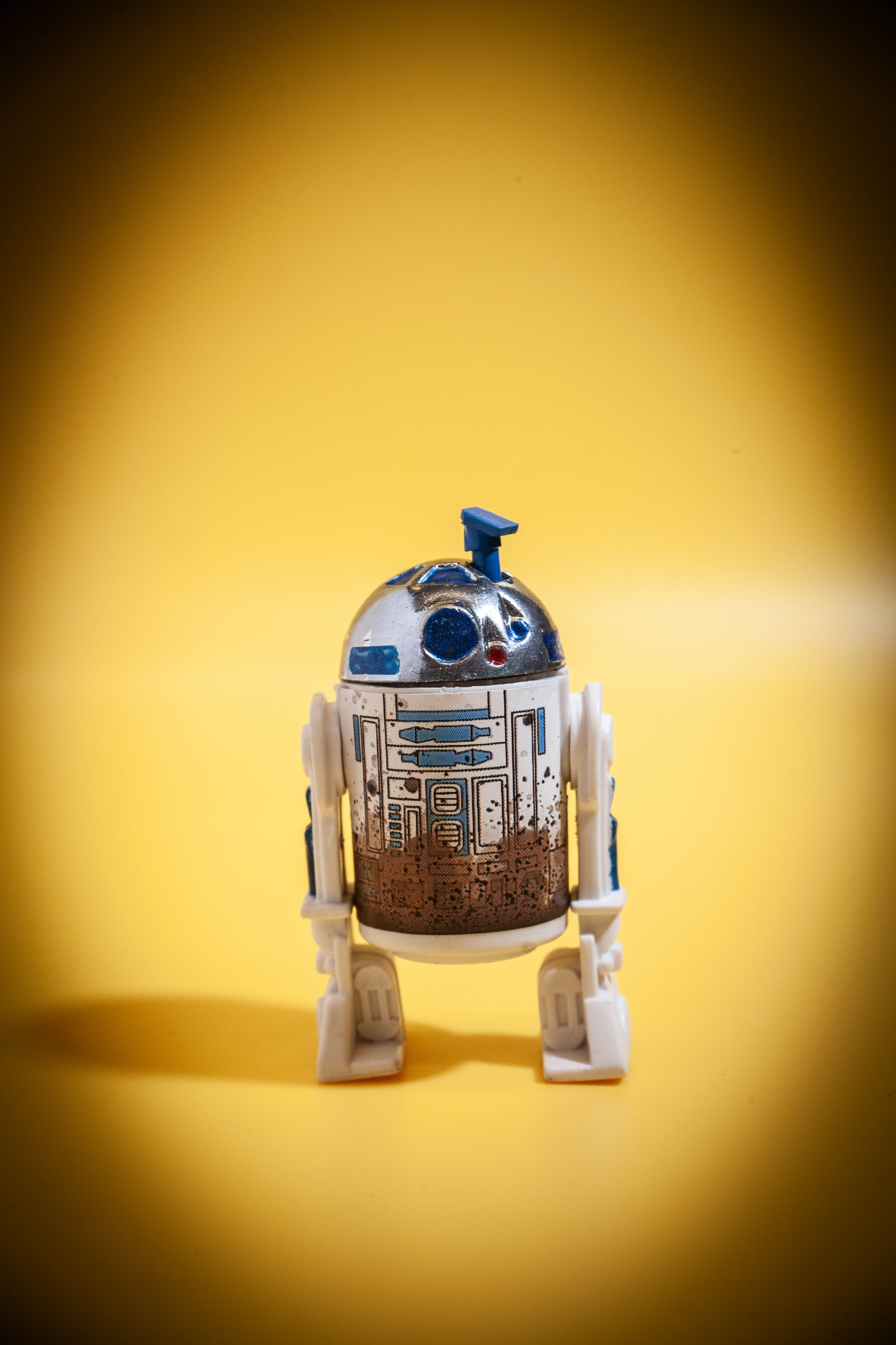 R2-D2 Dagobah figure